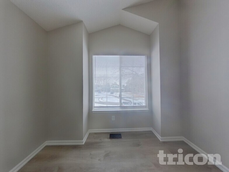 Building Photo - 9516 Sherrelwood Ln