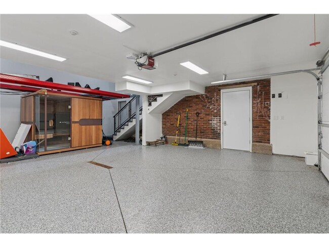 Building Photo - 1290 Snelling Ave N