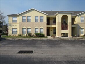 Building Photo - 2806 Club Cortile Cir