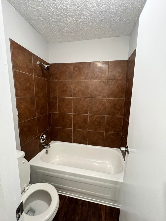 Building Photo - 6342 Midsummer Way