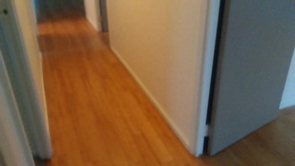 Building Photo - 3351 N Kinser Pike