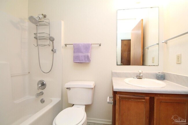 Building Photo - 458 Bay Pine Villas Dr