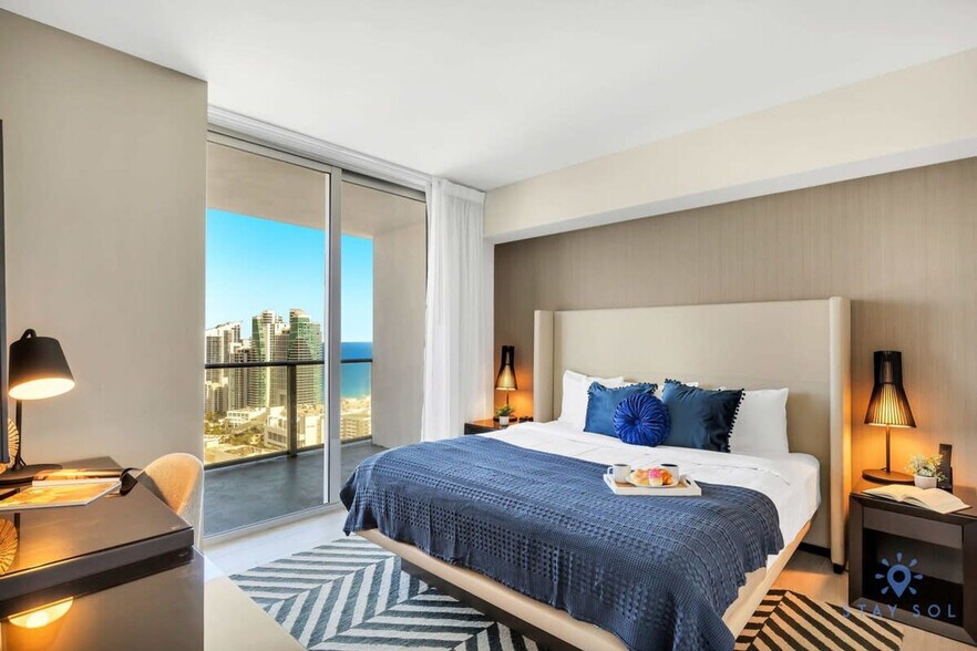 Building Photo - 4010 S Ocean Dr