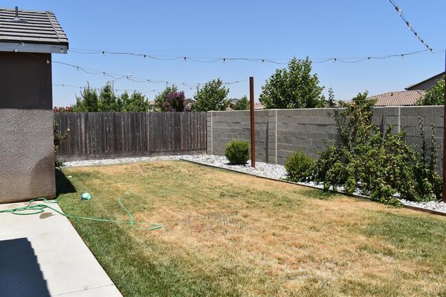 Building Photo - 4364 Wickson Pl