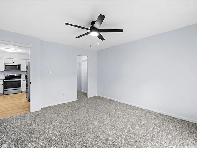 Building Photo - 1647 Ocean Bay Dr