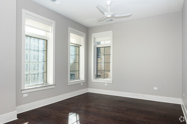 2BR, 2BA - 1500SF - Primary Bedroom - HIGHPOINT Lincoln Park on Clark