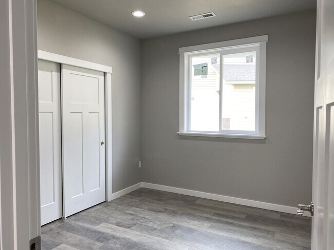 Building Photo - 2026 New Home in Dallesport