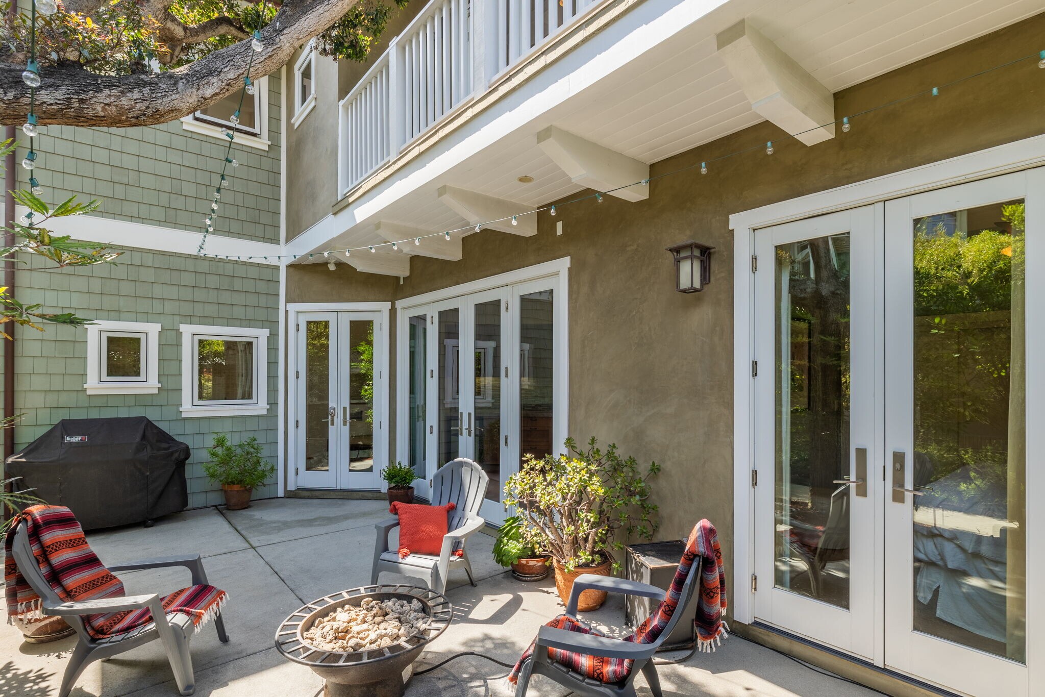 Building Photo - 521 24th Pl