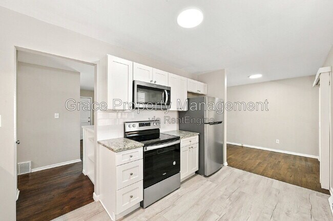 Building Photo - 1333 S Kendall Ct