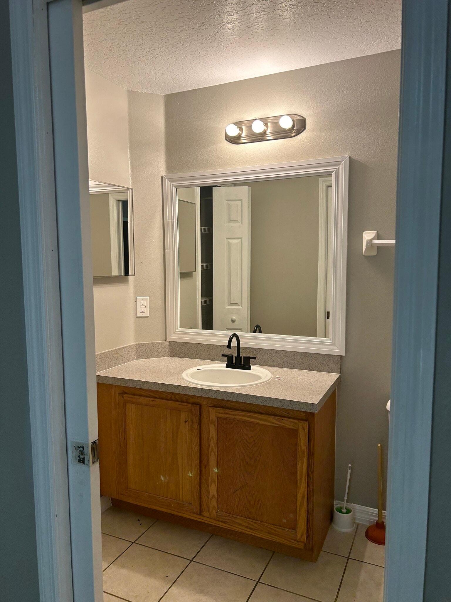 2nd bathroom - 700 Wilson St