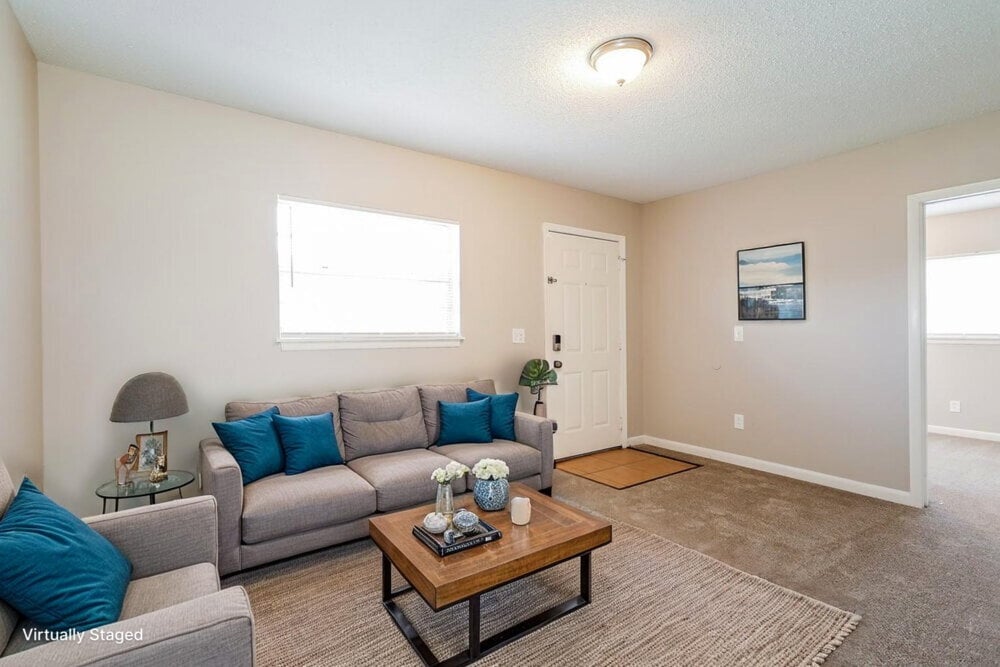 Building Photo - 5664 Hillman Dr