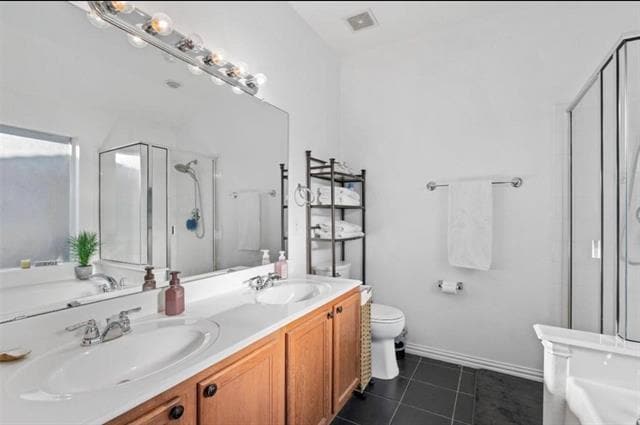Building Photo - 2109 Castle Creek Dr