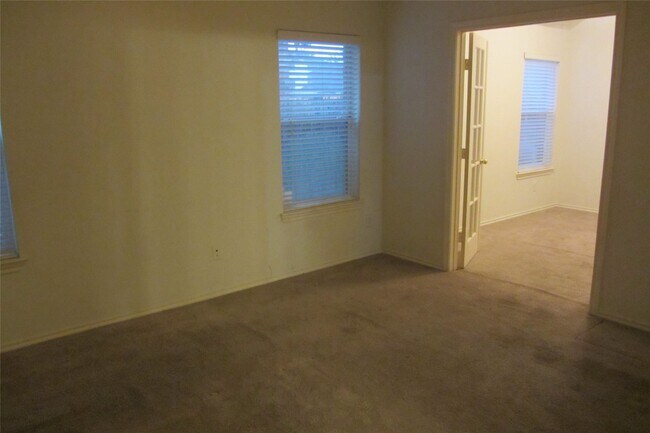 Building Photo - 20723 Fernwick Village Dr