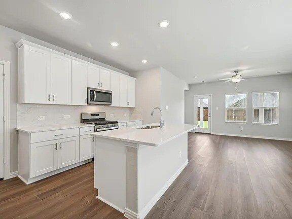 Building Photo - 518 Willet Dr