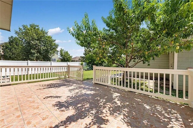 Building Photo - 1512 Davis Mountain Loop