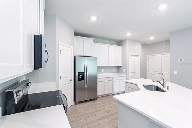 Building Photo - 4008 Westwood Flds Lp