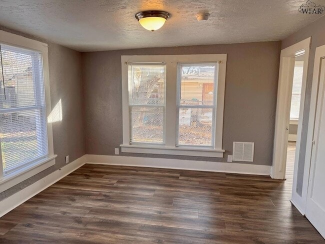 Building Photo - 2130 Ave J