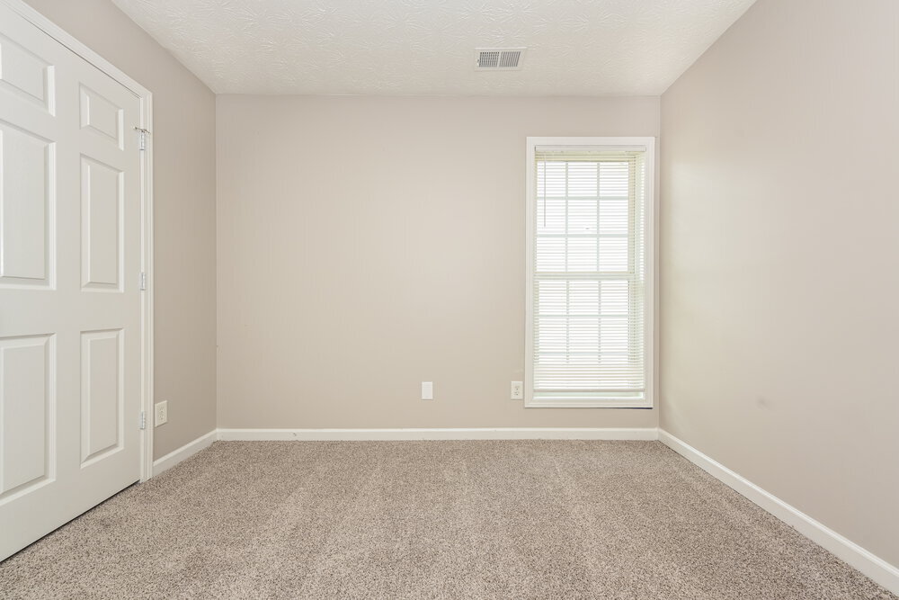 Building Photo - 3807 Riverside Pkwy