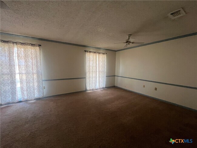 Building Photo - 259 Cloud Ln