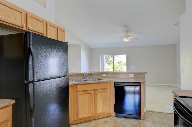 Building Photo - 1507 Ocean Cove St