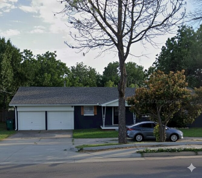 Building Photo - 25 SW 89th St