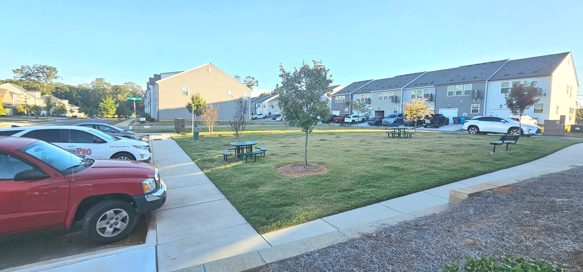 Building Photo - 1534 Cedar Tree Dr