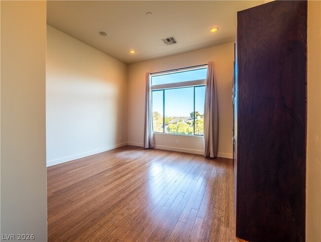 Building Photo - 7426 Yonie Ct