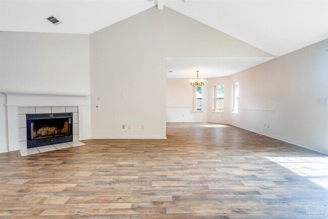 Building Photo - 873 Brande Ct