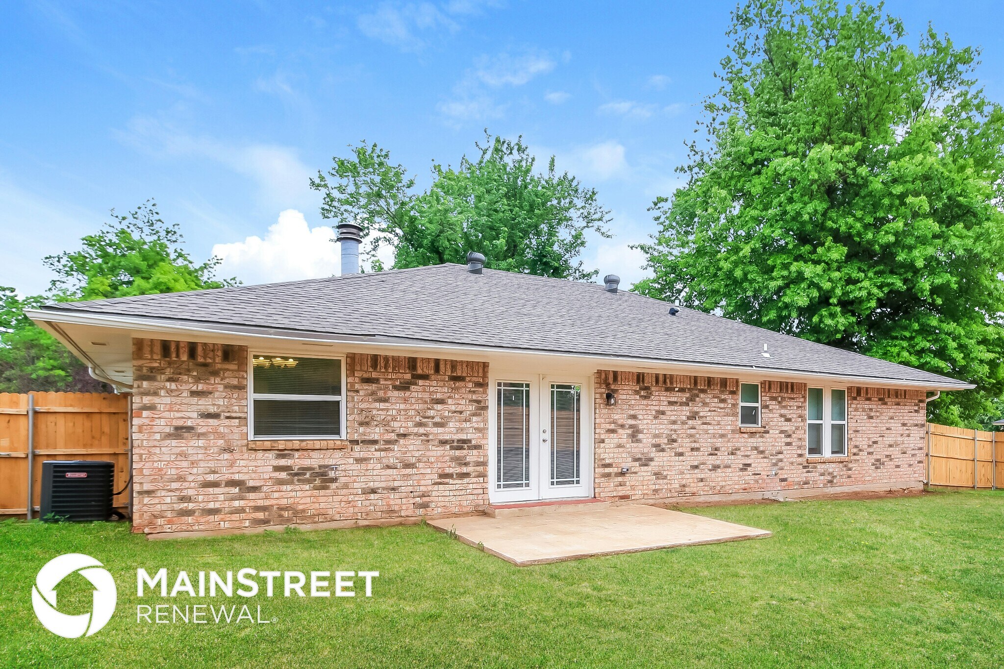 Building Photo - 8816 NW 82nd St