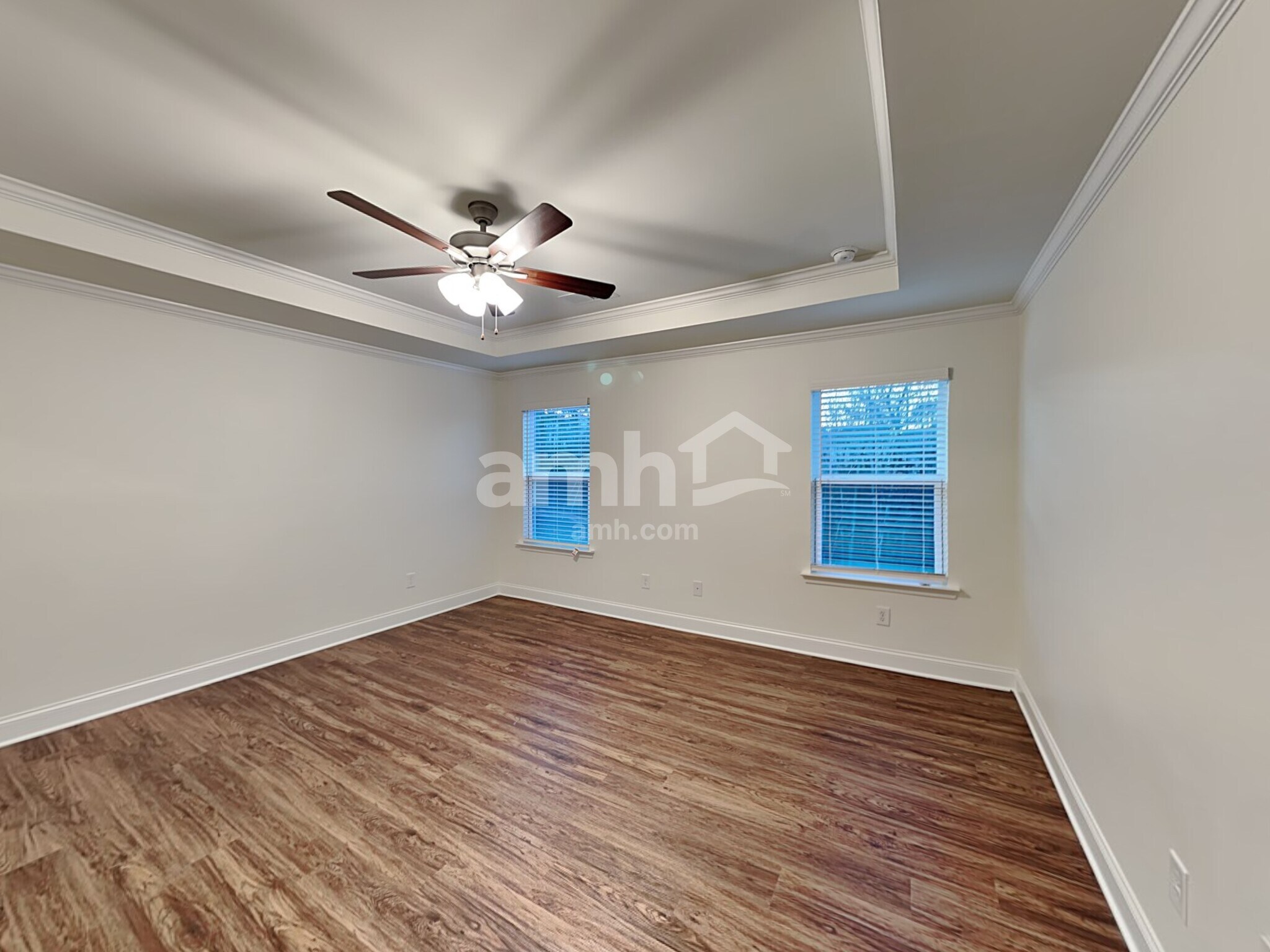 Building Photo - 8115 Brookbend Dr