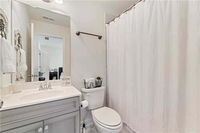 Building Photo - 7940 Willoughby Ct