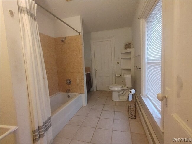 Building Photo - 120 Chestnut St