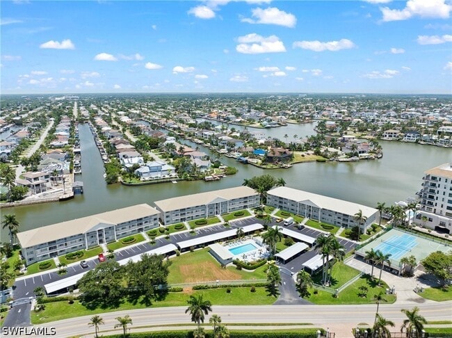 Building Photo - 10684 Gulf Shore Dr