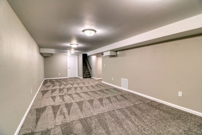 Building Photo - 1817 14th St S