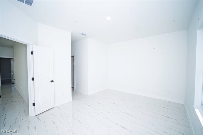 Building Photo - 18141 Wintergarden Ave