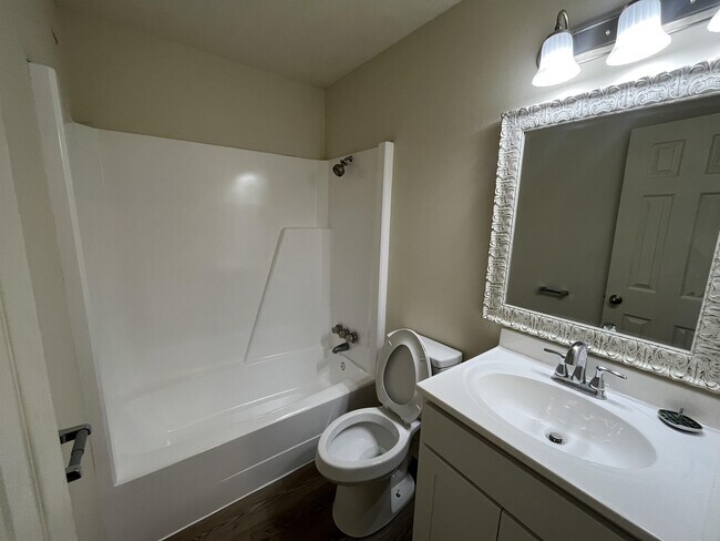 Building Photo - 2918 Prairie Flower Cir