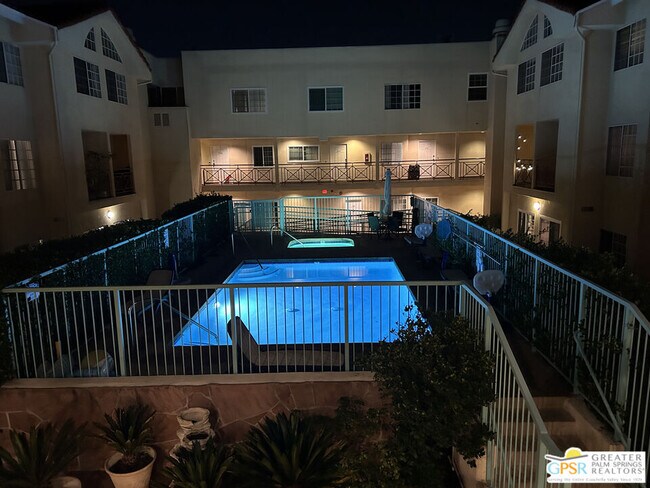 Building Photo - 1131 Campbell St