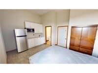 Building Photo - 542 Benson Ave SW