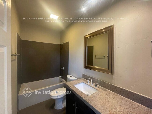 Building Photo - 1342 Temporale Dr