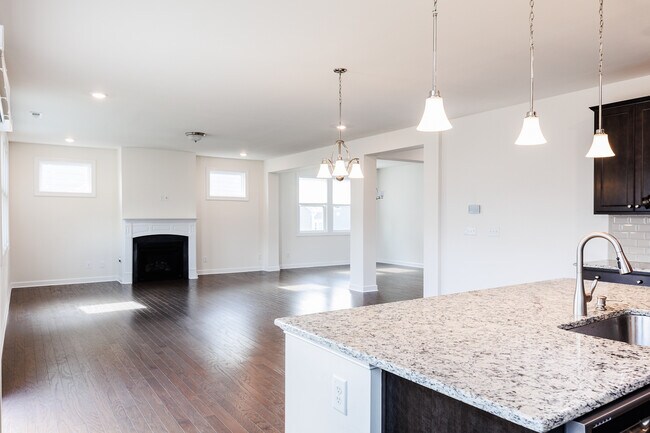 Building Photo - 1435 Tinos Overlook Way
