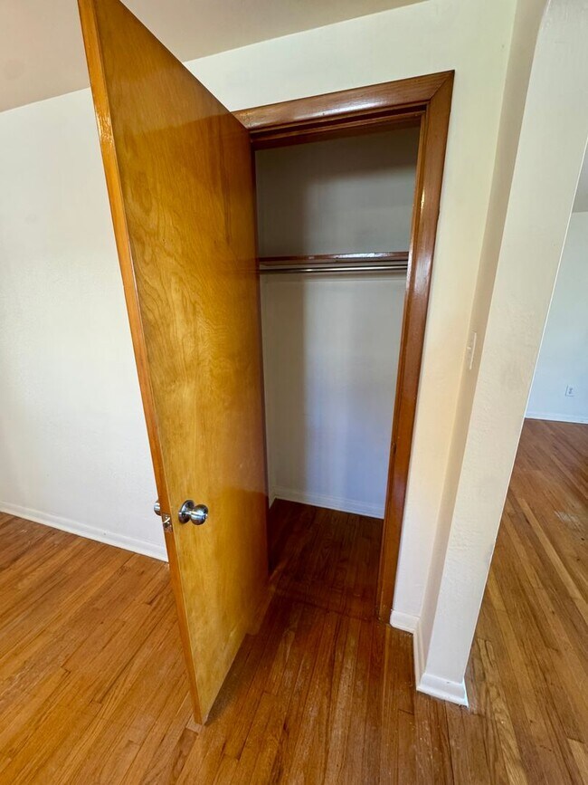 Building Photo - 229-231 Marylea Avenue (LO)