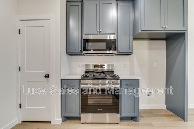 Building Photo - 8305 NW 163rd Ter