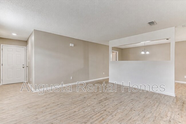 Building Photo - 3033 Old Powderhouse Rd