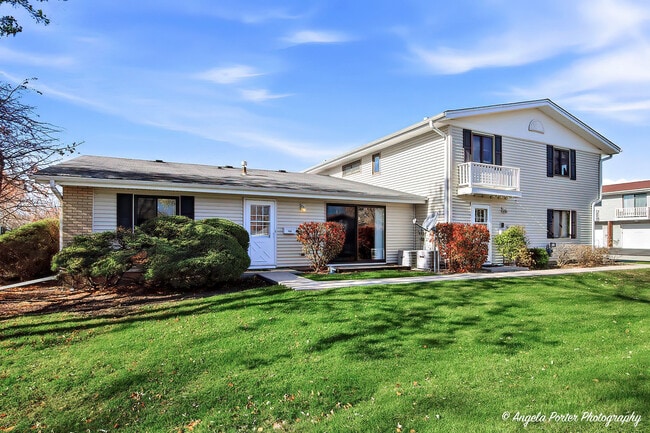 Building Photo - 1303 Forestdale Ct