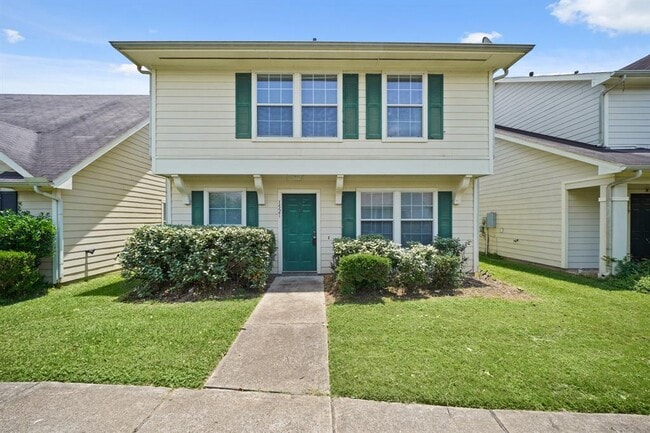 Primary Photo - 1521 Nichole Woods Dr