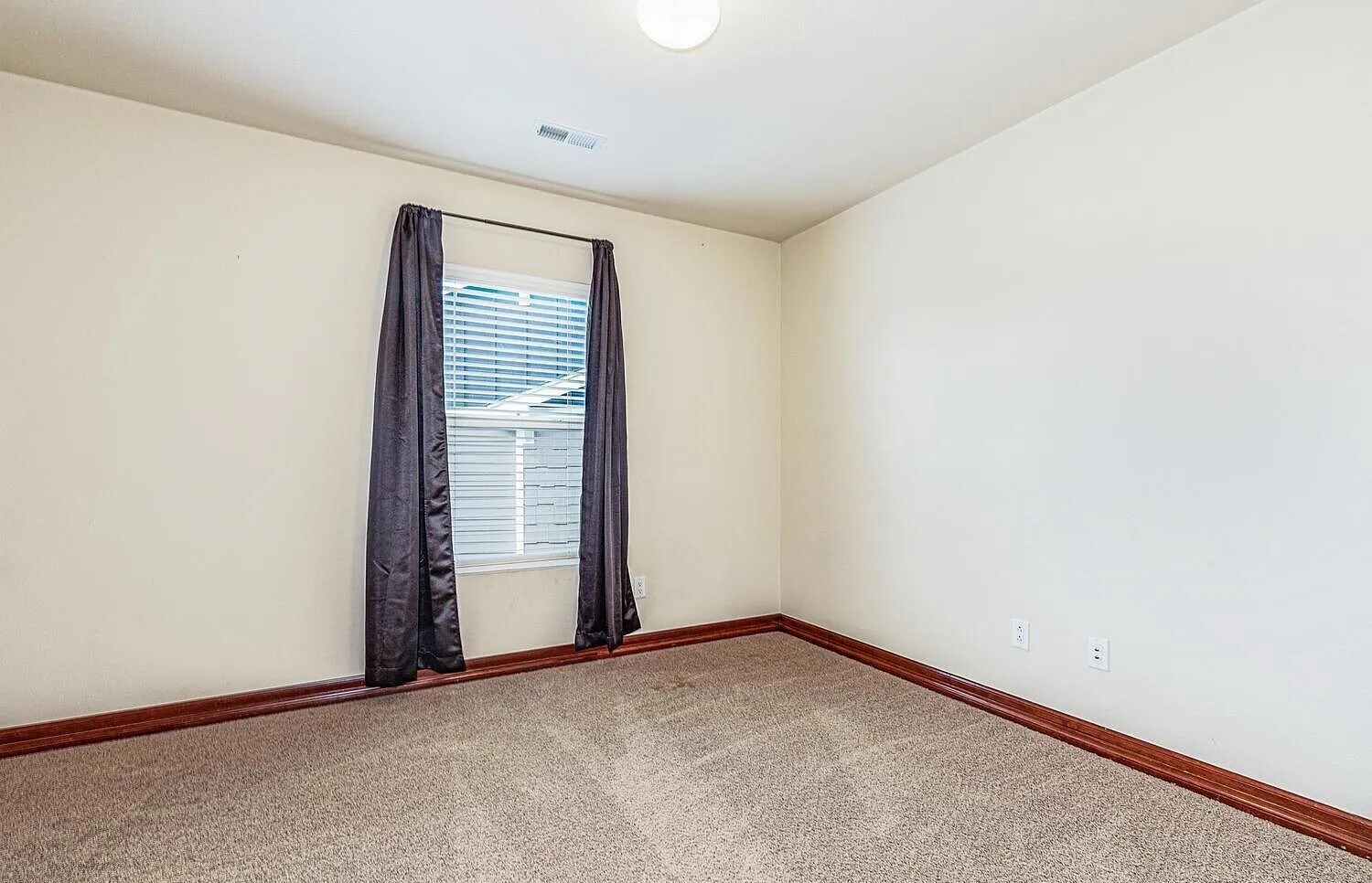 Bedroom 3 - 17381 Waterhouse Cir