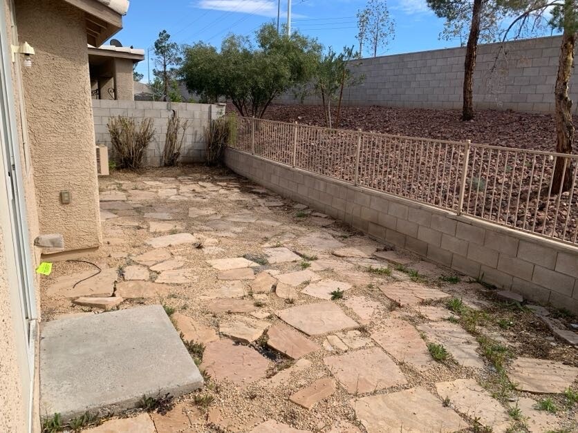 Building Photo - 1205 Simms Ave