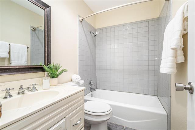 Building Photo - 2953 Country Pl Cir