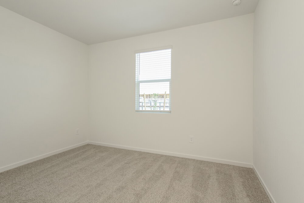 Building Photo - 5440 S 245th Ave