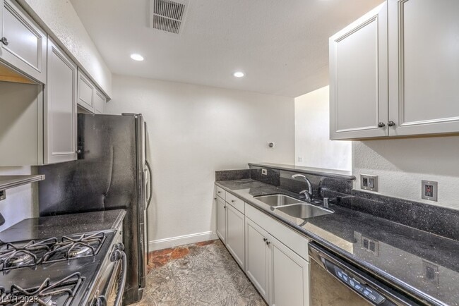 Building Photo - 1425 Bow Creek Ct